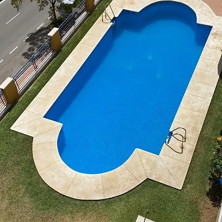 Port, 1 Bedroom - Only 5 Minutes Walk Into Port * Estepona